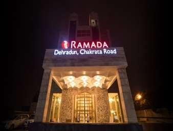 Hotel Ramada By Wyndham Dehradun Chakrata Road Zewnętrze zdjęcie