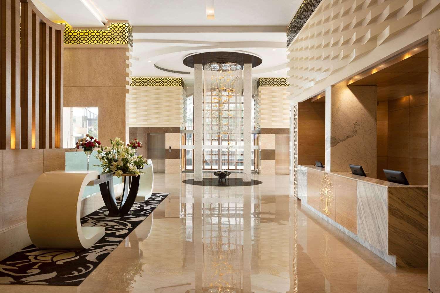 Hotel Ramada By Wyndham Dehradun Chakrata Road Zewnętrze zdjęcie
